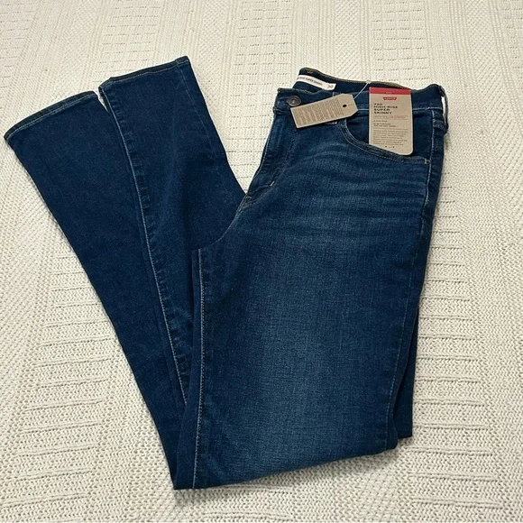 NWT Women’s 720 High-Rise Super Skinny
Sz: 30 X 32 - Picture 1 of 7